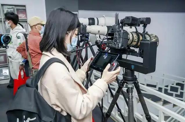 开抖音直播不会说话怎么办?新手主播说话技巧大全 - 美迪电商