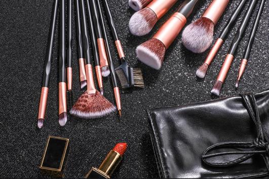 如果做跨境电商，哪些产品比较受欢迎？卖什么产品最火？ - 美迪电商