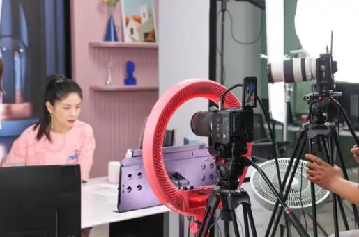 我想学直播带货去哪里培训 - 美迪电商