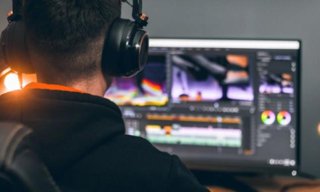 龙岗哪里有学剪辑的培训班？就近学更省心 - 美迪电商