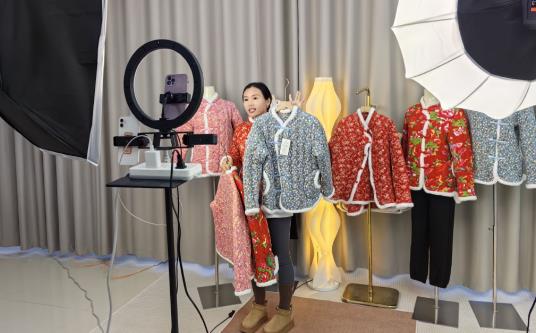 直播带货需要做哪些工作？详细的全流程攻略来了！ - 美迪电商