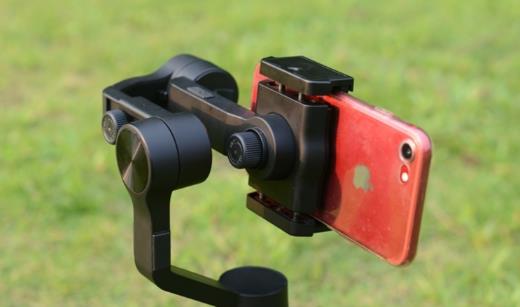 手机拍摄怎么样才能不抖动？只需四个小技巧 - 美迪电商