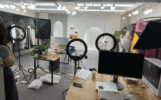 直播带货怎么找赛道?新手选品赛道实操方法解析 - 美迪电商教育